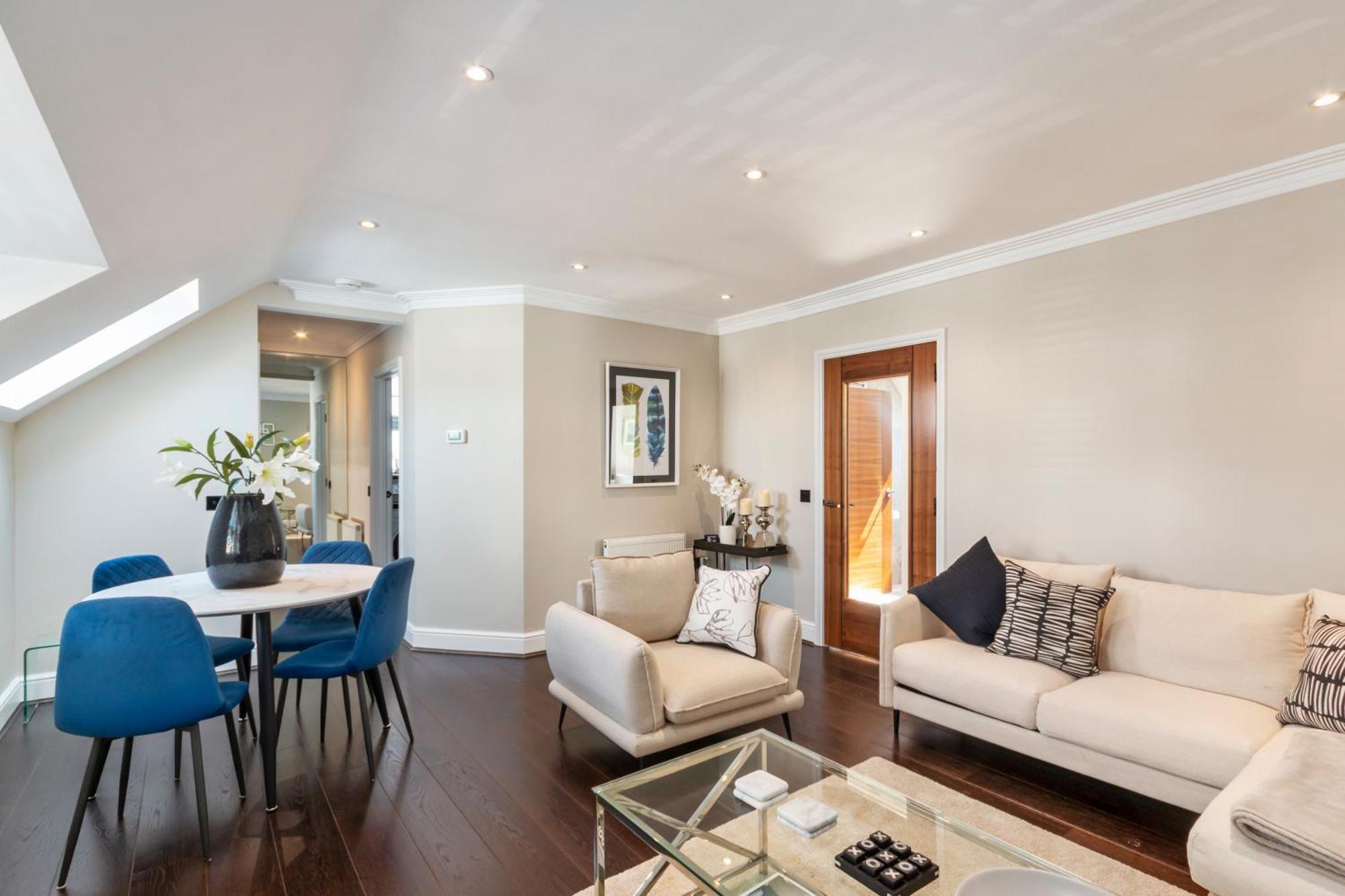 Апартаменты Weybridge - 2 Bed - Parking Экстерьер фото